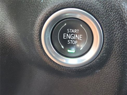 Used 2020 Chevrolet Silverado 1500 RST AWD/4WD image 35