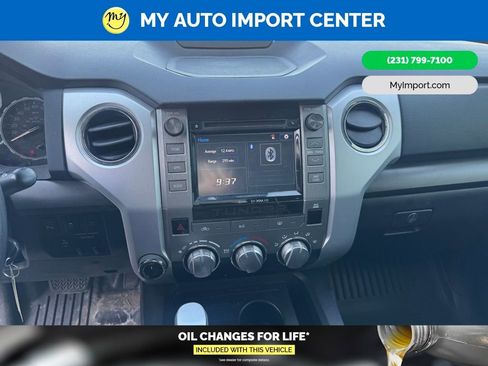 Used 2018 Toyota Tundra SR5 image 10