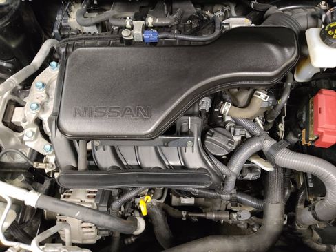Used 2020 Nissan Rogue Sport S FWD image 30