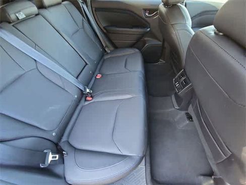 Certified 2025 Subaru Forester Limited image 20