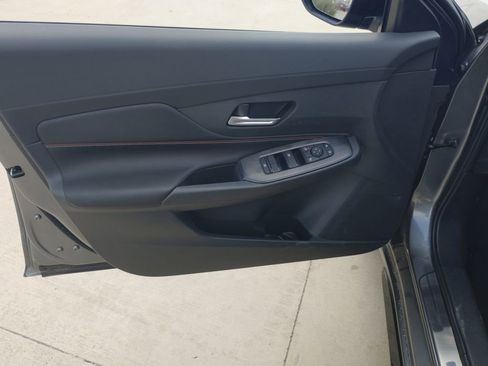 New 2026 Nissan Sentra SR w/ Floor Mat Package FWD image 19