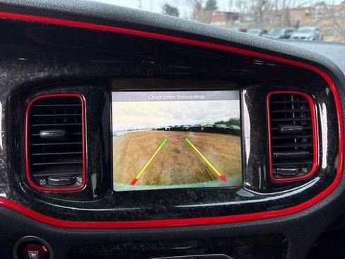 Used 2016 Dodge Charger SRT image 13