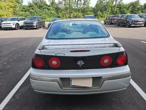 Used 2004 Chevrolet Impala w/ Preferred Equipment Group FWD image 5