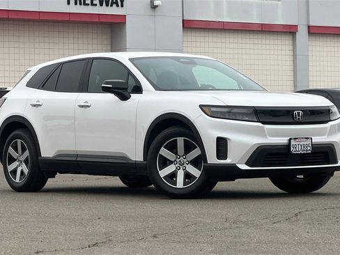 Used 2024 Honda Prologue EX image 2