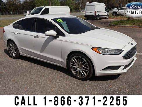 Used 2017 Ford Fusion S image 5
