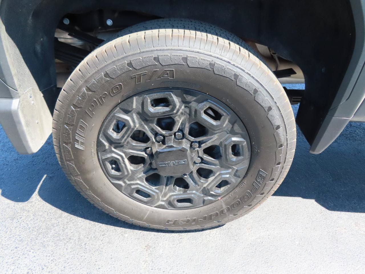 Used 2021 GMC Sierra 3500 Denali w/ Denali Ultimate Package AWD/4WD image 23