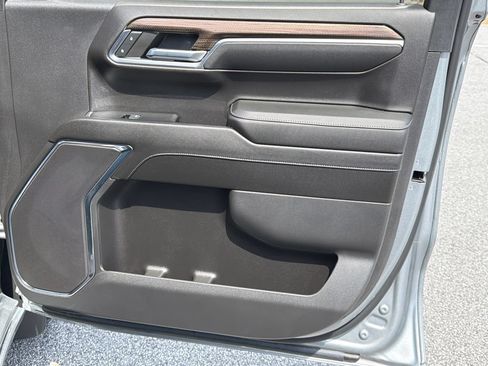 Used 2024 Chevrolet Silverado 1500 LT RWD image 14