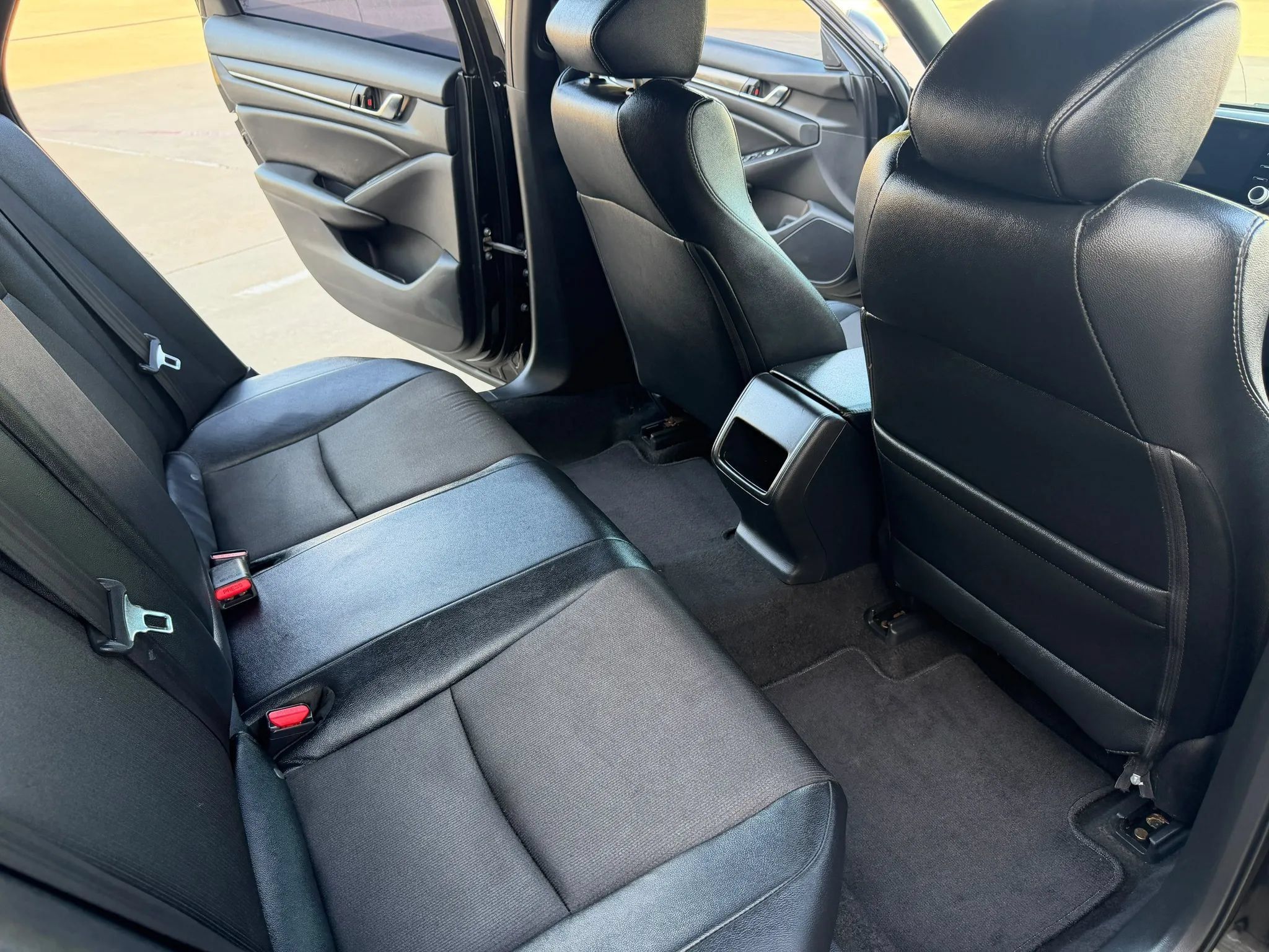 Used 2020 Honda Accord Sport image 14