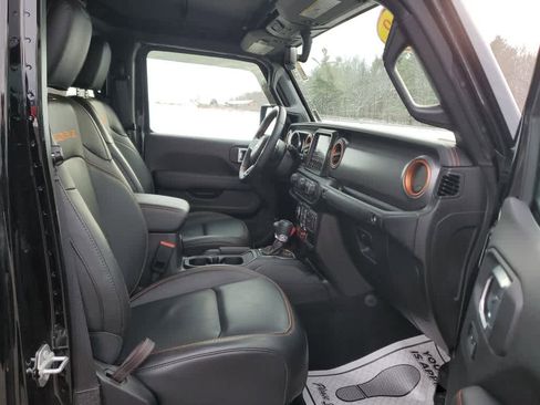 Used 2023 Jeep Gladiator Mojave w/ Cold Weather Group image 23