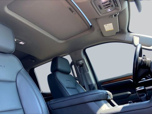 Used 2022 GMC Sierra 1500 Denali w/ Denali Carbonpro Edition AWD/4WD image 14