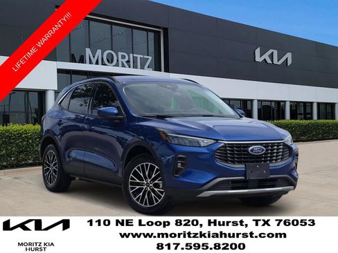 Used 2023 Ford Escape SE FWD image 1