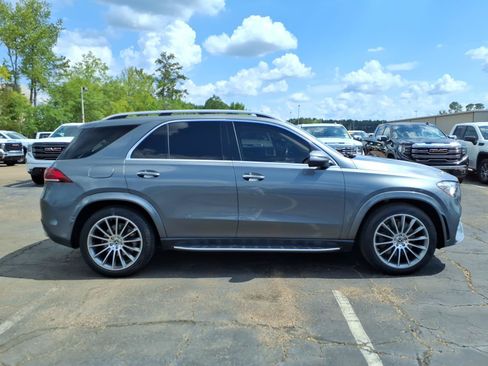 Used 2021 Mercedes-Benz GLE 450 4MATIC image 3