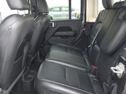 Used 2021 Jeep Wrangler Unlimited Sahara w/ Cold Weather Group image 10