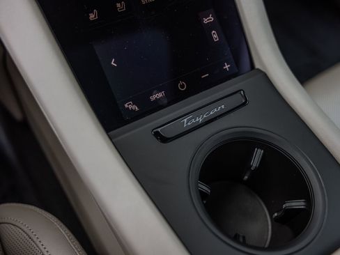 Certified 2024 Porsche Taycan image 23