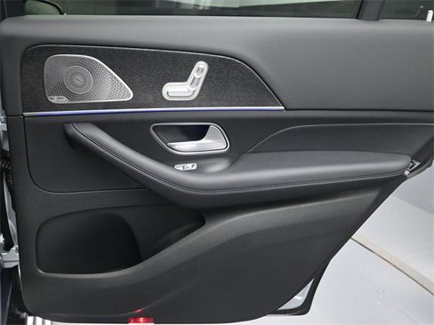 New 2026 Mercedes-Benz GLS 450 4MATIC image 30
