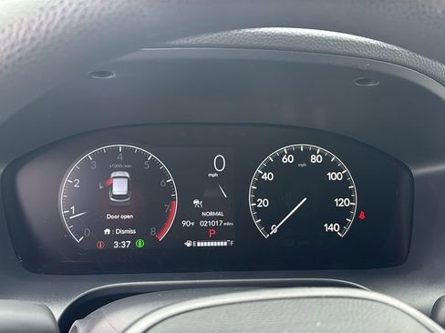 Used 2025 Honda HR-V LX image 16