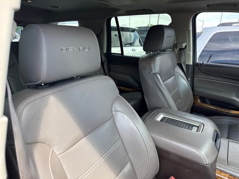Used 2015 GMC Yukon Denali w/ Open Road Package AWD/4WD image 7