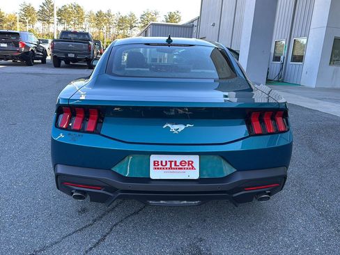 New 2026 Ford Mustang Coupe image 5