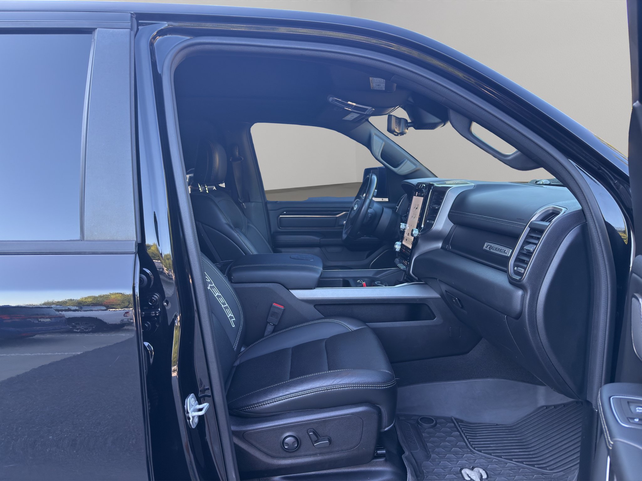 Used 2022 RAM 1500 Rebel w/ Rebel Level 2 Equipment Group AWD/4WD image 16