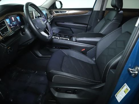 Certified 2026 Volkswagen Atlas SE w/ Panoramic Sunroof Package AWD/4WD image 22