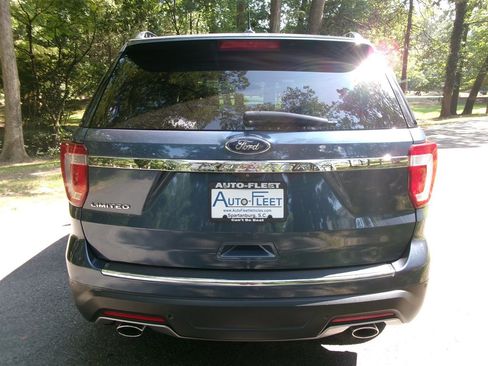 Used 2018 Ford Explorer Limited w/ Equipment Group 301A image 7