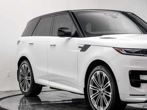 Used 2025 Land Rover Range Rover Sport Dynamic SE AWD/4WD image 26