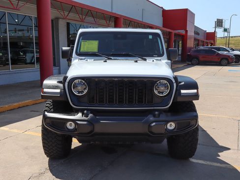 Used 2025 Jeep Wrangler Unlimited Sport S 4xe AWD/4WD image 3