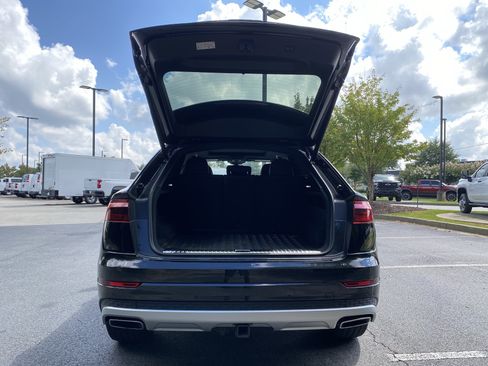 Used 2024 Audi Q8 Prestige AWD/4WD image 11