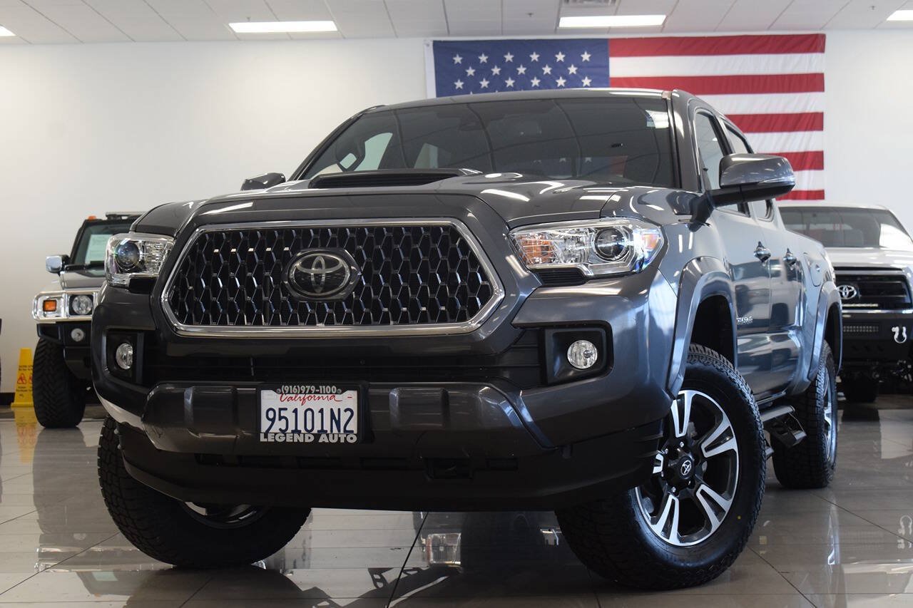 Used 2019 Toyota Tacoma TRD Sport w/ Technology Package AWD/4WD image 3