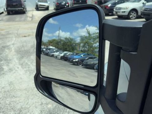 Used 2023 RAM ProMaster 2500 FWD image 12