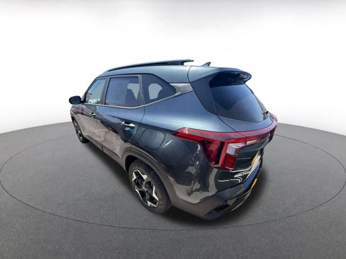 Used 2025 Kia Seltos S FWD image 4