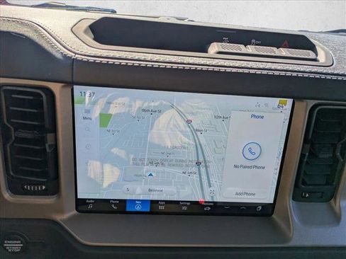 New 2025 Ford Bronco Outer Banks image 13