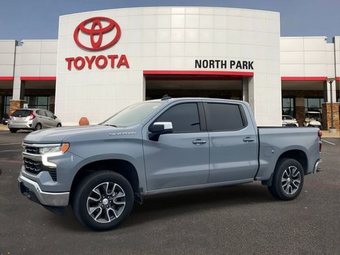 Used 2024 Chevrolet Silverado 1500 LT w/ Protection Package RWD image 1