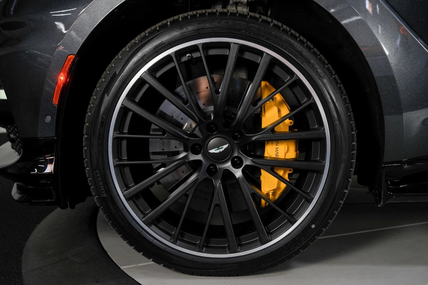 Used 2023 Aston Martin DBX 707 AWD/4WD image 17