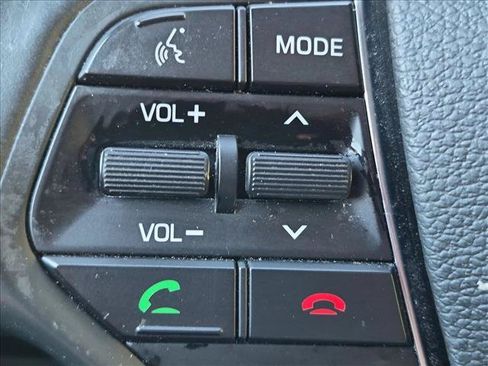 Used 2016 Hyundai Sonata Limited w/ Option Group 04 FWD image 15