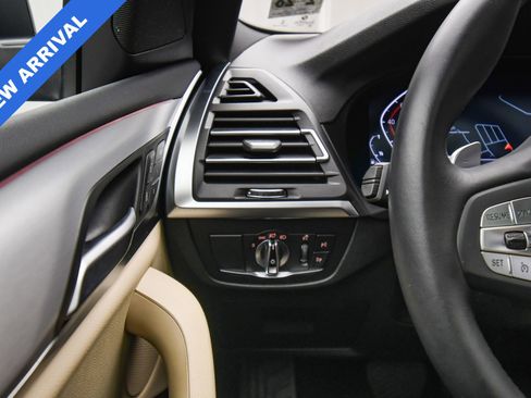Used 2023 BMW X4 xDrive30i w/ Convenience Package image 35