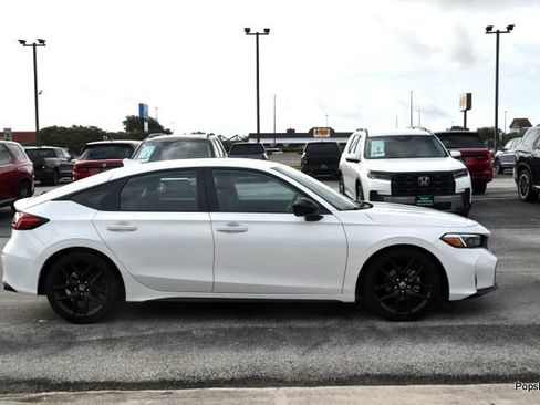 Used 2026 Honda Civic Sport image 3