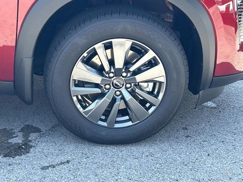New 2026 Nissan Pathfinder SV w/ Lighting Package FWD image 9