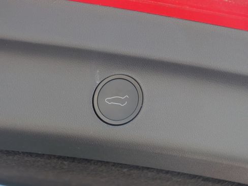 Used 2023 Tesla Model Y Long Range AWD/4WD image 9