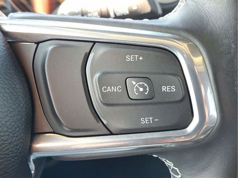 Used 2023 Jeep Wrangler Sahara w/ Cold Weather Group image 25