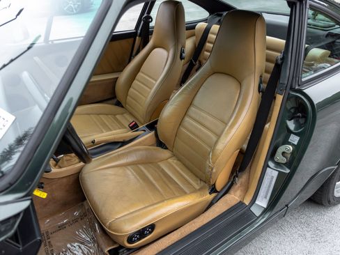 Used 1991 Porsche 911 Carrera RWD image 5