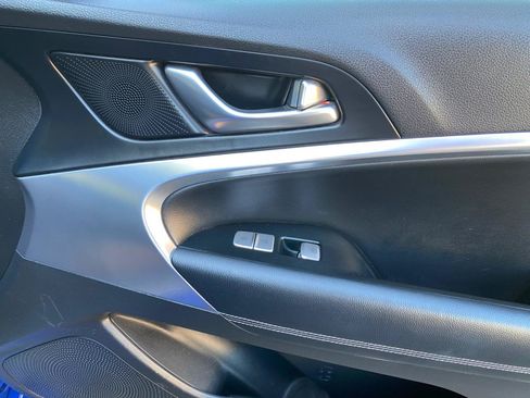Used 2019 Genesis G70 2.0T Advanced RWD image 42
