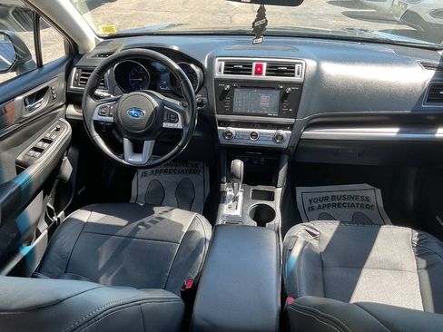 Used 2017 Subaru Legacy 2.5i Limited AWD/4WD image 18