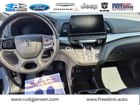 Used 2025 Honda Odyssey Sport-L image 12