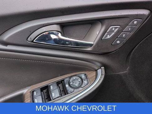 Used 2023 Chevrolet Malibu LT w/ Redline Edition FWD image 24