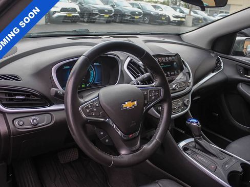 Used 2017 Chevrolet Volt LT w/ Comfort Package image 22