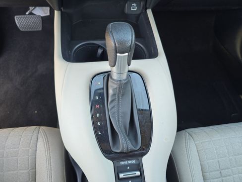 Certified 2025 Honda HR-V LX image 18