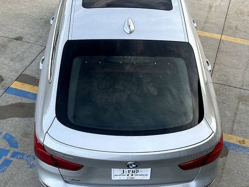 Used 2018 BMW 330i Gran Turismo xDrive image 13