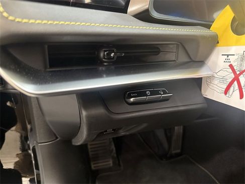 New 2026 Chevrolet Corvette Stingray image 32