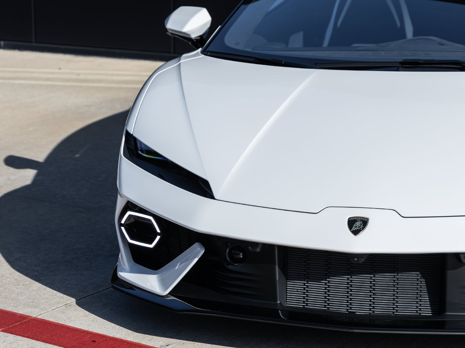Used 2026 Lamborghini Temerario AWD/4WD image 24